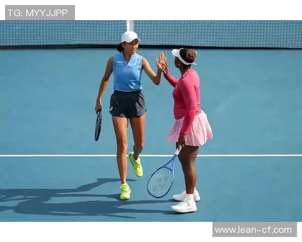 网球运动的魅力与挑战:从基础技巧到职业赛场的全面解析 网球运动的魅力与挑战:从基础技巧到职业赛场的全面解析