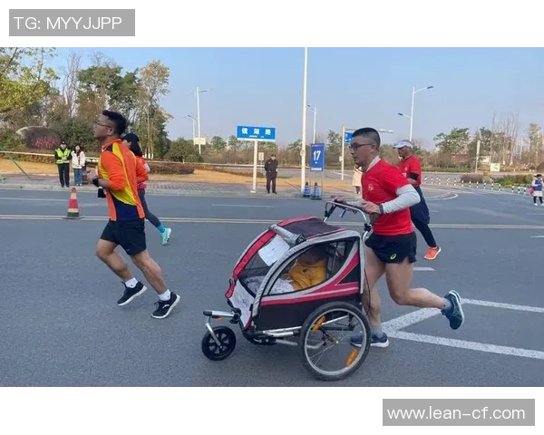 重庆滑板队勇闯城市马拉松的奋斗历程与梦想追逐之旅